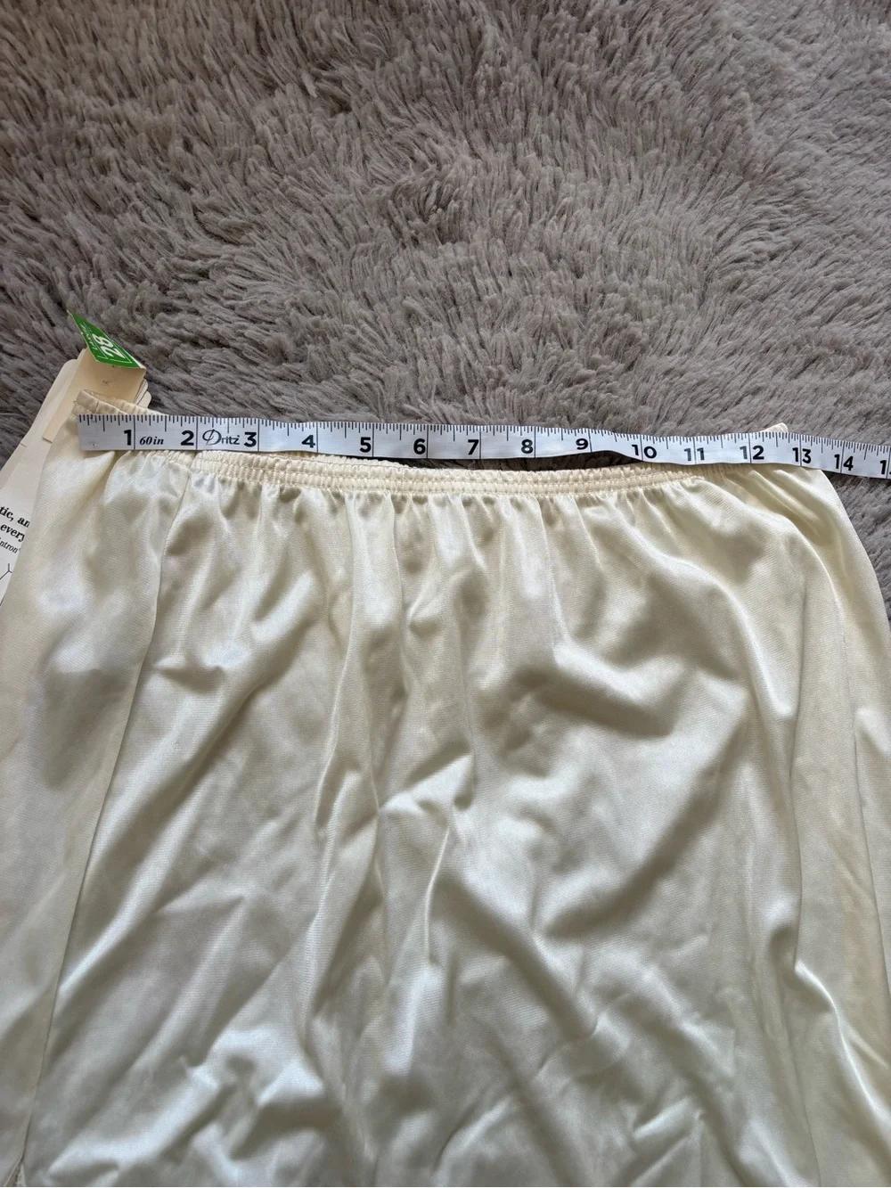 NWT Vanity Fair Cream Satin feel Half Slip with Lace Hem Vintage Size Large